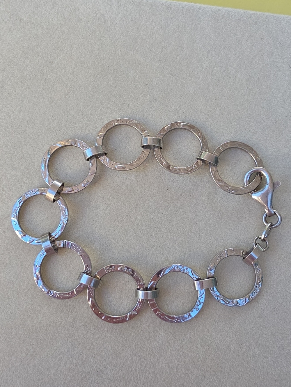 Italian Sterling Silver Hammered Circle Link Bracelet • 12.51g